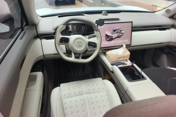 Used Zeekr 7X 2025 100kWh Long-Range All-Wheel Drive Intelligent Driving Version Steering Wheel