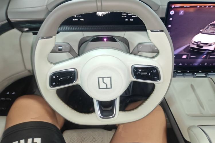 Used Zeekr 7X 2025 100kWh Long-Range All-Wheel Drive Intelligent Driving Version Steering Wheel