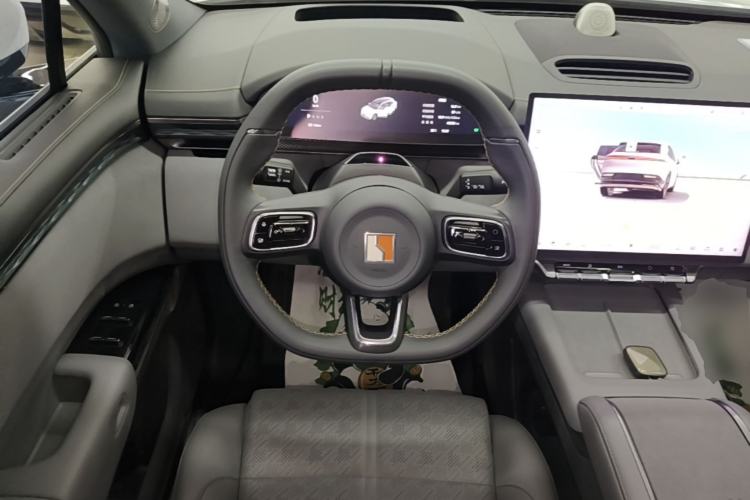 Used Zeekr 7X 2025 75 kWh Rear-Wheel Drive Intelligent Driving Version Steering Wheel