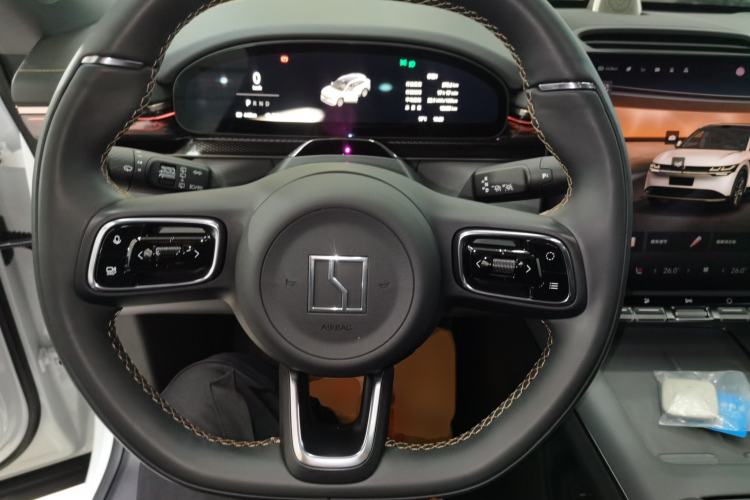 Used Zeekr 7X 2025 100kWh Long-Range All-Wheel Drive Intelligent Driving Version Steering Wheel