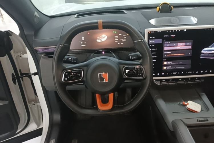 Used Zeekr 7X 2025 100 kWh Long-Range Rear-Wheel Drive with Intelligent Driving Features Steering Wheel