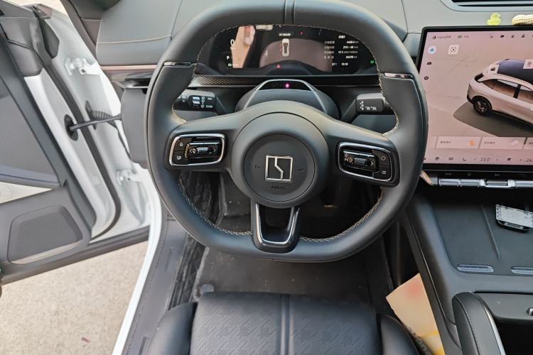 Used Zeekr 7X 2025 75 kWh Rear-Wheel Drive Intelligent Driving Version Steering Wheel