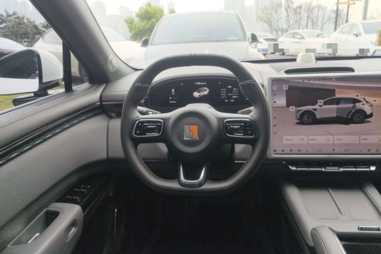 Used Zeekr 7X 2025 100 kWh Long-Range Rear-Wheel Drive with Intelligent Driving Features Steering Wheel