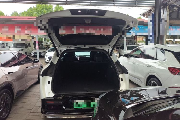 Used Zeekr 7X 2025 100 kWh Long-Range Rear-Wheel Drive with Intelligent Driving Features Trunk