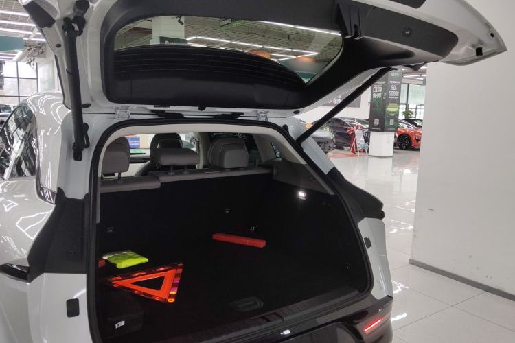 Used Zeekr 7X 2025 100 kWh Long-Range Rear-Wheel Drive with Intelligent Driving Features Trunk