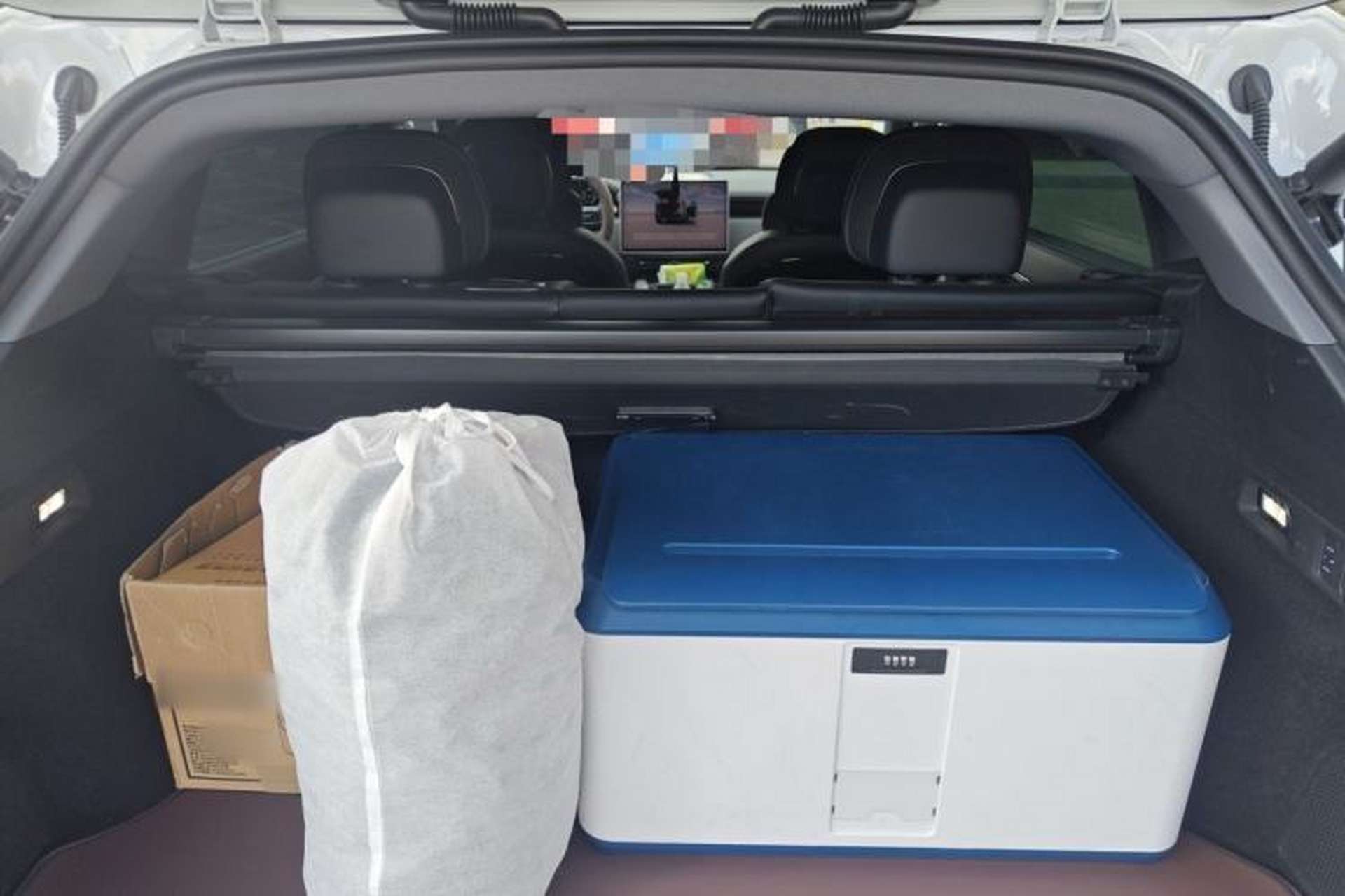 Used Zeekr 7X 2025 100kWh Long-Range All-Wheel Drive Intelligent Driving Version Trunk