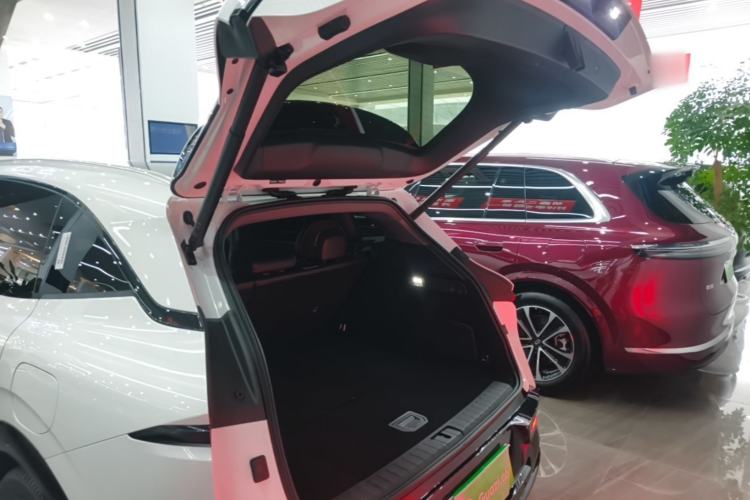 Used Zeekr 7X 2025 75 kWh Rear-Wheel Drive Intelligent Driving Version Trunk