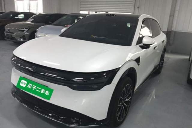 Used Zeekr 7X 2025 100 kWh Long-Range Rear-Wheel Drive with Intelligent Driving Features