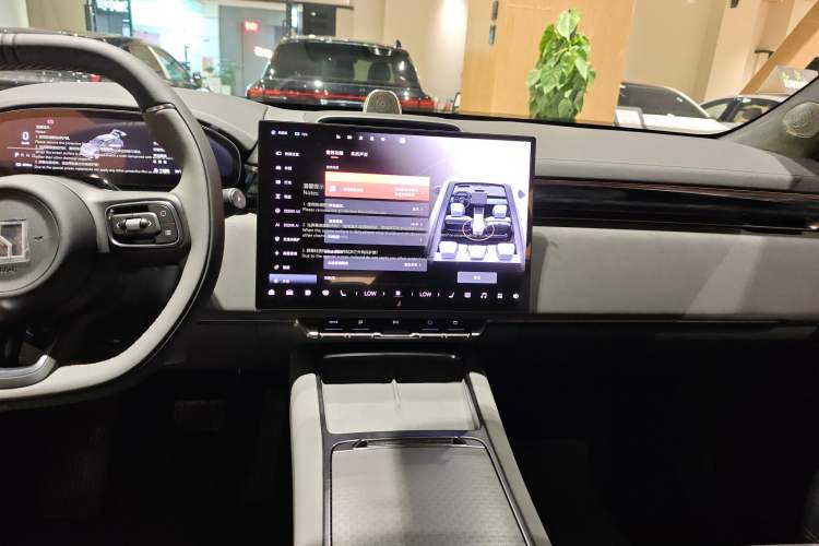 Used Zeekr 7X 2026 75kWh Rear-Drive MAX Edition Audio And AC Panel