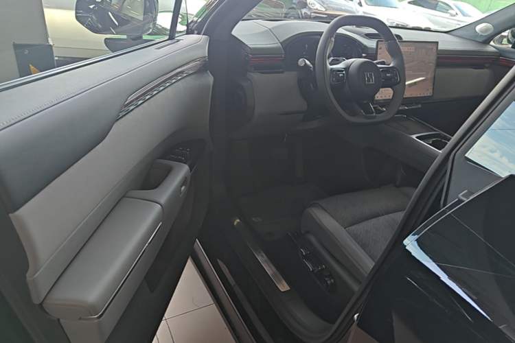 Used Zeekr 7X 2026 75kWh Rear-Drive MAX Edition Driver Seat