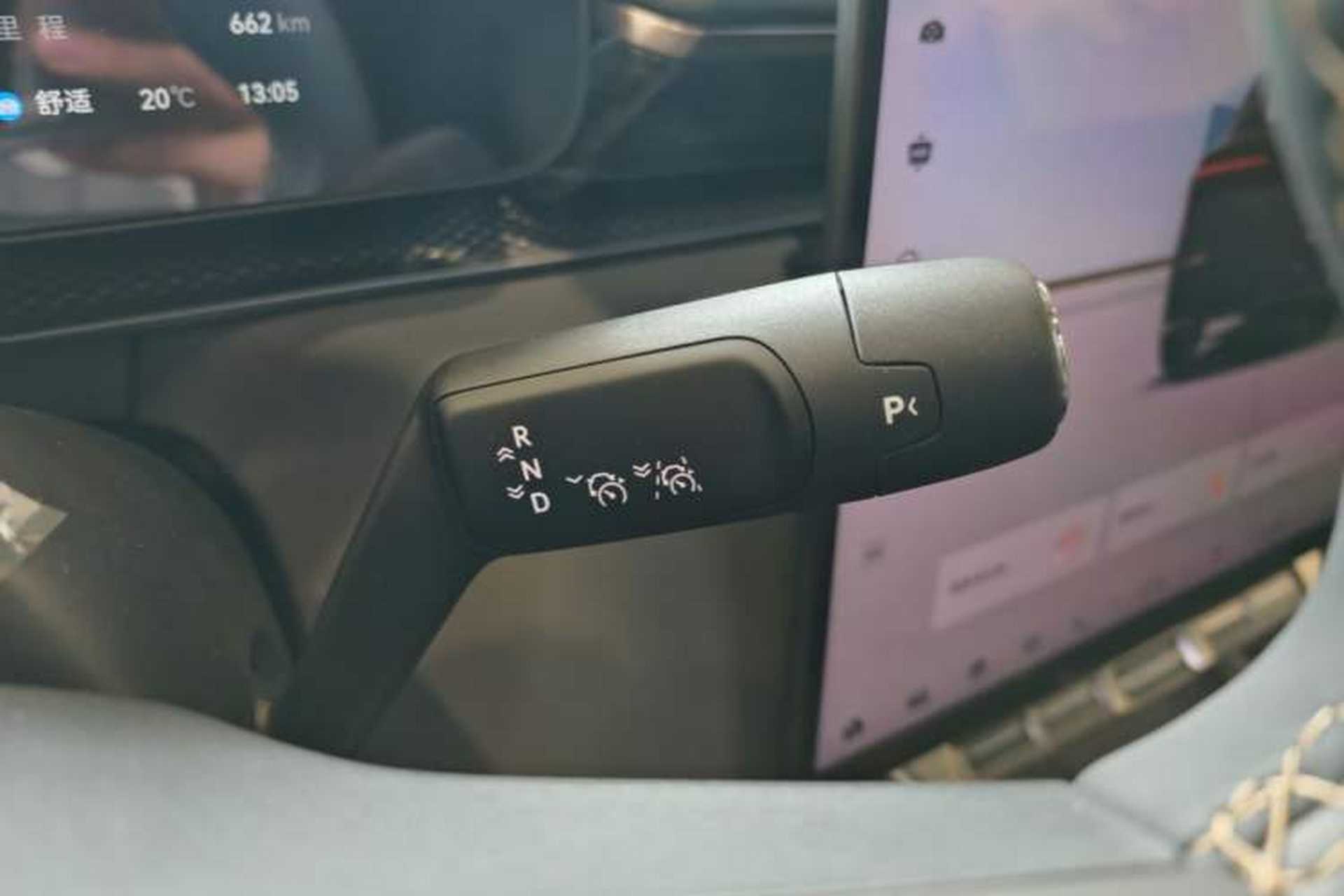 Used Zeekr 7X 2026 75kWh Rear-Drive MAX Edition Gear Lever