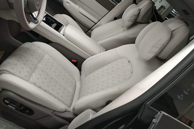 Used Zeekr 7X 2026 103kWh Rear-Drive MAX Edition Left Front Seat