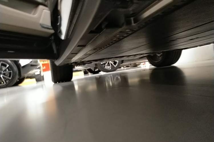 Used Zeekr 7X 2026 103kWh Rear-Drive MAX Edition Left Side Sill