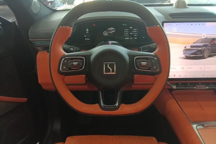 Used Zeekr 7X 2026 103kWh Rear-Drive MAX Edition Steering Wheel