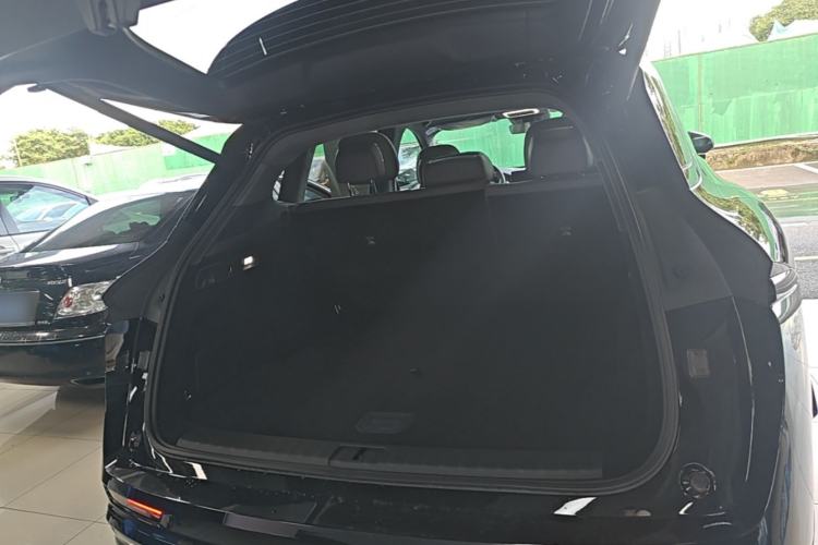 Used Zeekr 7X 2026 75kWh Rear-Drive MAX Edition Trunk