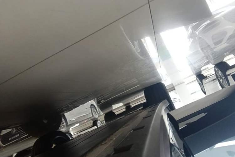 Used Zeekr 7X 2026 103kWh Rear-Drive MAX Edition Right Side Sill