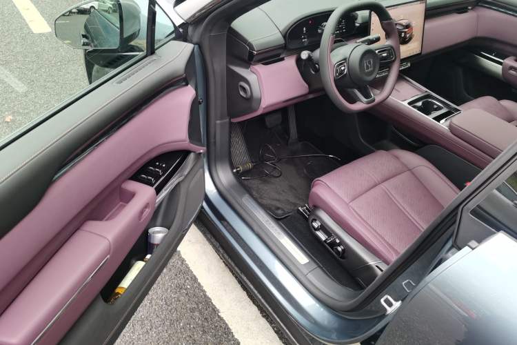 Used Zeekr 7X 2026 75kWh Rear-Drive MAX Edition Driver Seat