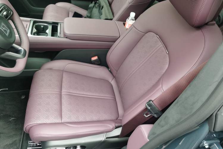 Used Zeekr 7X 2026 75kWh Rear-Drive MAX Edition Left Front Seat