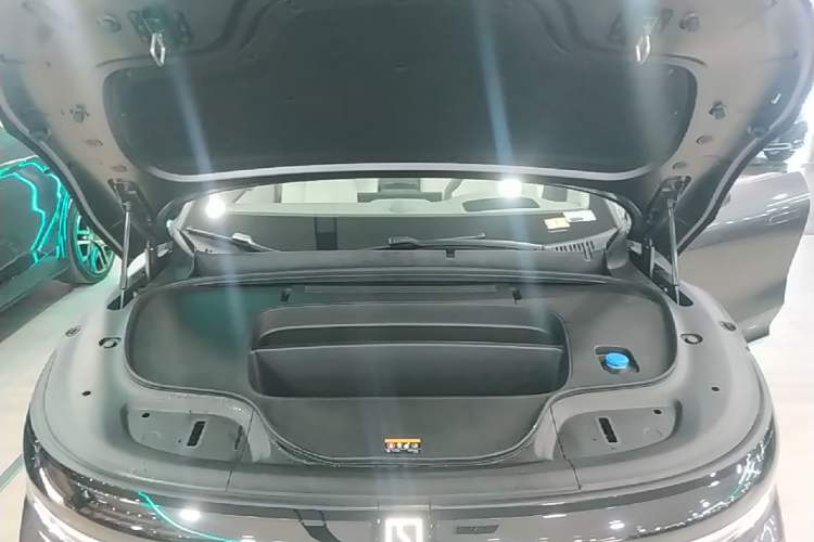 Used Zeekr 7X 2026 103kWh Rear-Drive MAX Edition Engine Bay