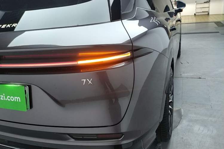 Used Zeekr 7X 2026 75kWh Rear-Drive MAX Edition Exterior 3