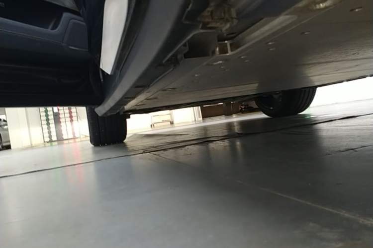 Used Zeekr 7X 2026 75kWh Rear-Drive MAX Edition Left Side Sill