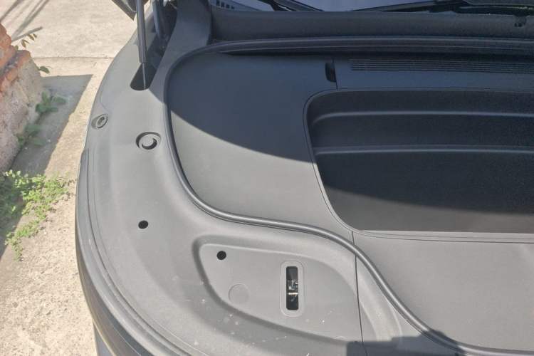 Used Zeekr 7X 2026 75kWh Rear-Drive MAX Edition Engine Bay Right