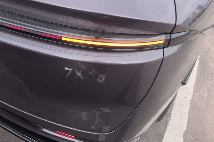 Used Zeekr 7X 2026 75kWh Rear-Drive MAX Edition Exterior 3