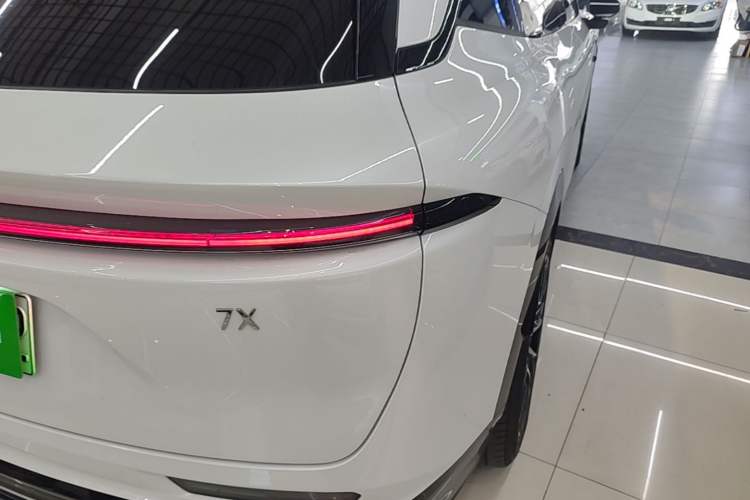 Used Zeekr 7X 2026 103kWh Rear-Drive MAX Edition Exterior 3