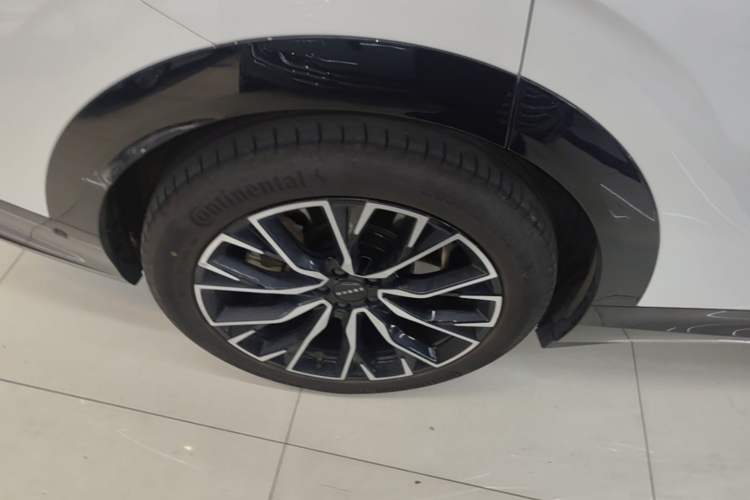 Used Zeekr 7X 2026 103kWh Rear-Drive MAX Edition Exterior 5