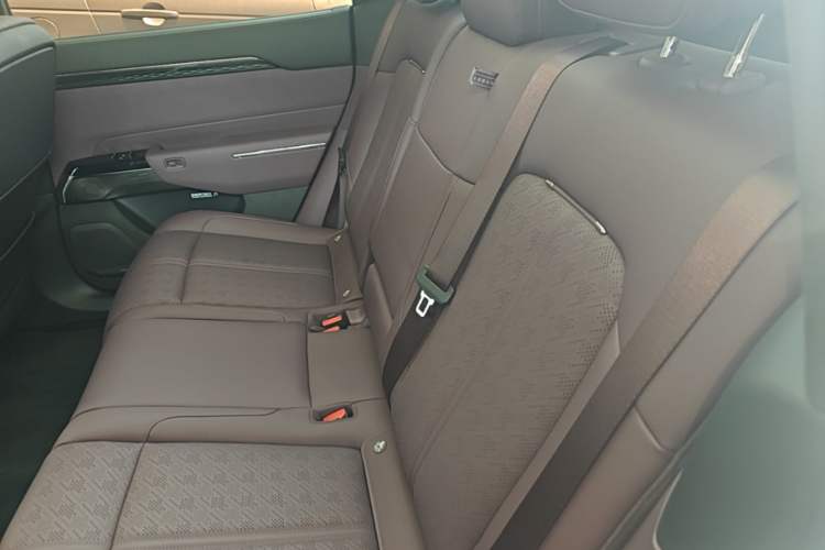 Used Zeekr 7X 2026 75kWh Rear-Drive MAX Edition Left Rear Seat