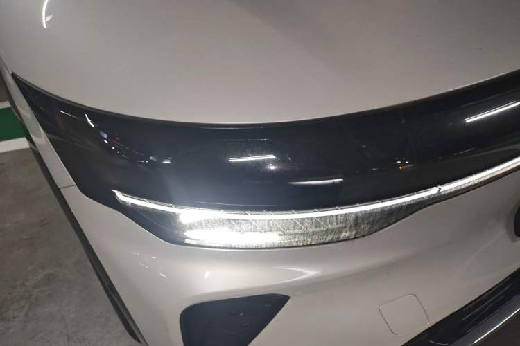 Used Zeekr 7X 2026 103kWh All-Wheel-Drive Ultra Edition Right Front Headlight