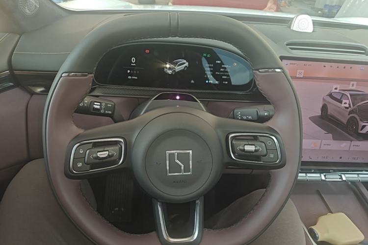 Used Zeekr 7X 2026 75kWh Rear-Drive MAX Edition Steering Wheel