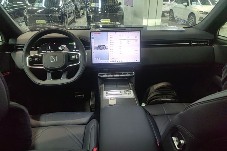 Used Zeekr 9X 2025 Max Edition Center Console