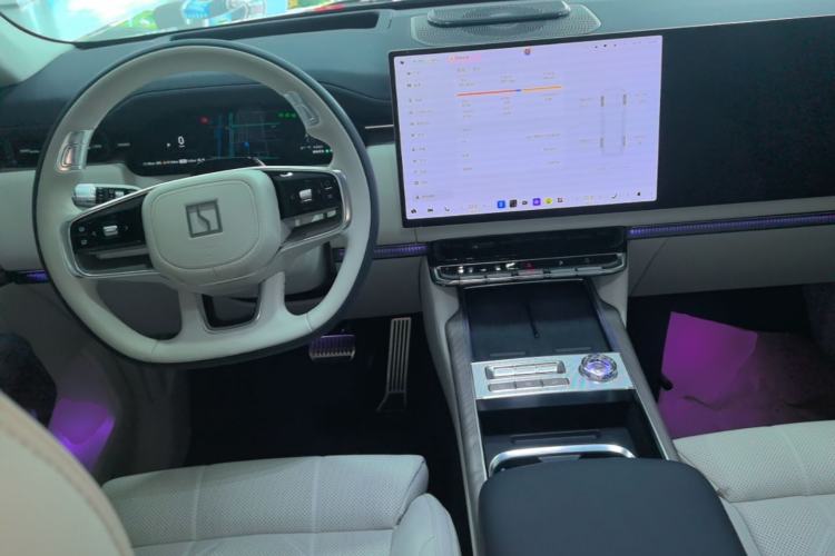 Used Zeekr 9X 2025 Hyper Edition Center Console