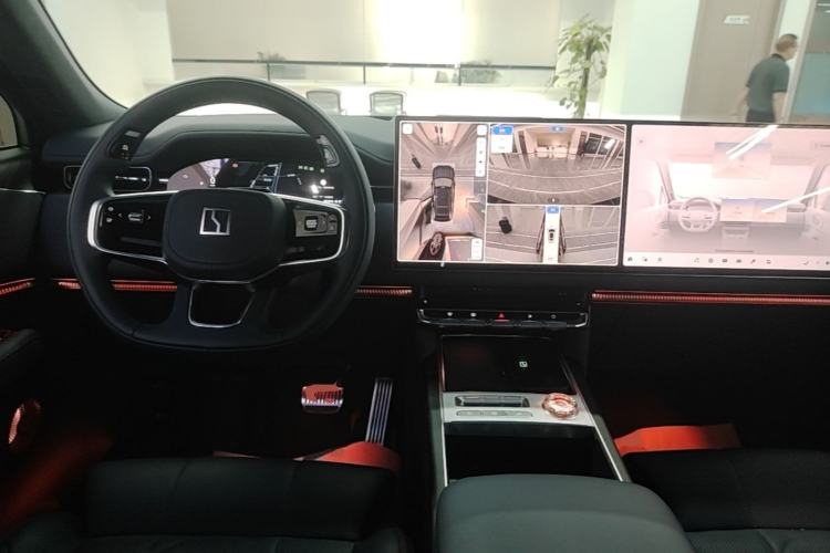Used Zeekr 9X 2025 Hyper Edition Center Console