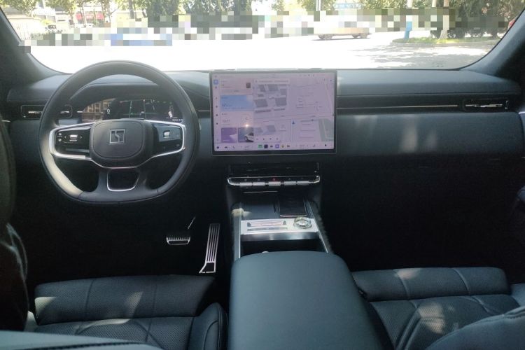 Used Zeekr 9X 2025 Ultra Edition 70kWh Center Console