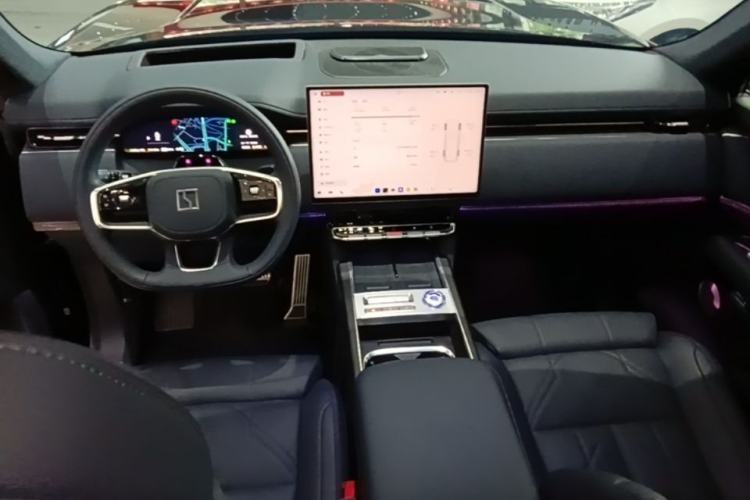 Used Zeekr 9X 2025 Ultra Edition Center Console