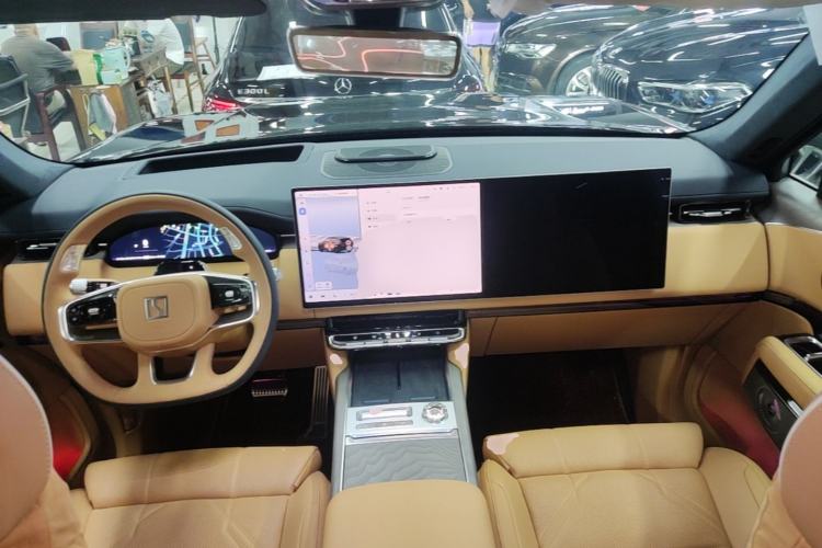 Used Zeekr 9X 2025 Hyper Edition Center Console