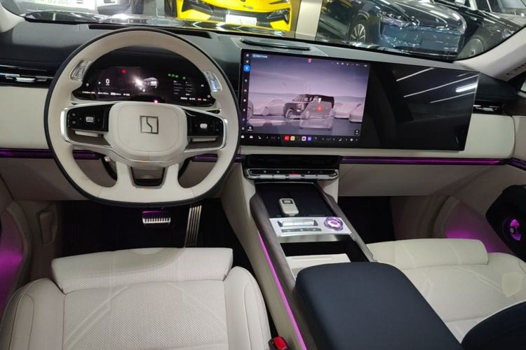 Used Zeekr 9X 2025 Hyper Edition Center Console