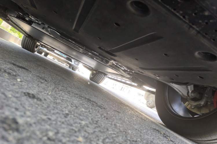 Used Zeekr 9X 2025 Ultra Edition 70kWh Chassis Front