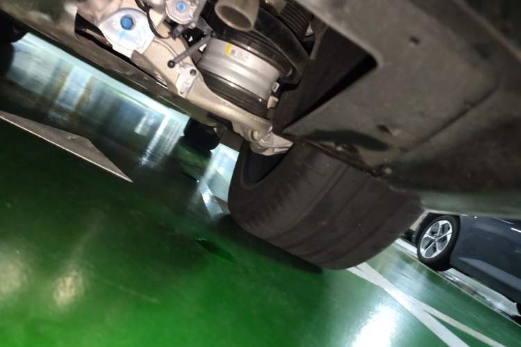 Used Zeekr 9X 2025 Hyper Edition Chassis Front Left