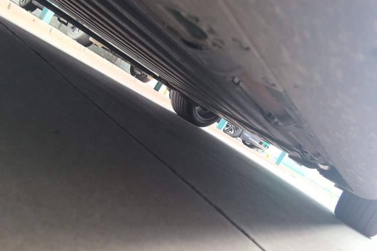 Used Zeekr 9X 2025 Hyper Edition Chassis Front Left