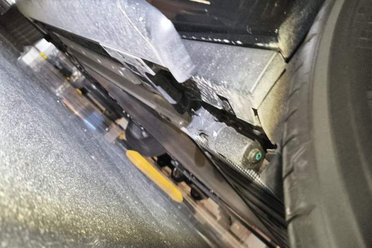 Used Zeekr 9X 2025 Ultra Edition Chassis Rear Left