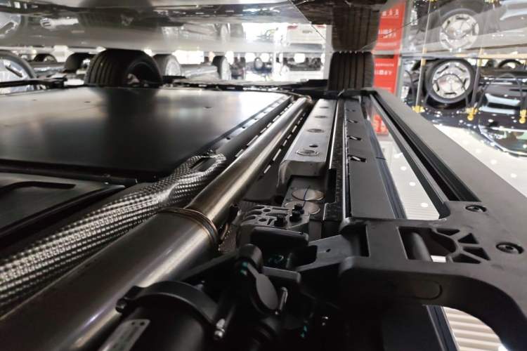 Used Zeekr 9X 2025 Hyper Edition Chassis Rear Left