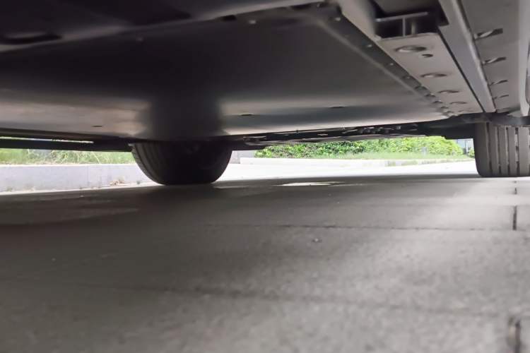 Used Zeekr 9X 2025 Max Edition Chassis Rear Right