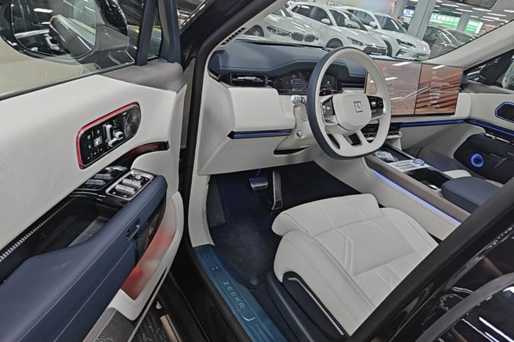 Used Zeekr 9X 2025 Ultra Edition 70kWh Driver Seat