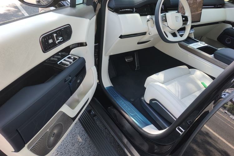 Used Zeekr 9X 2025 Ultra Edition 70kWh Driver Seat