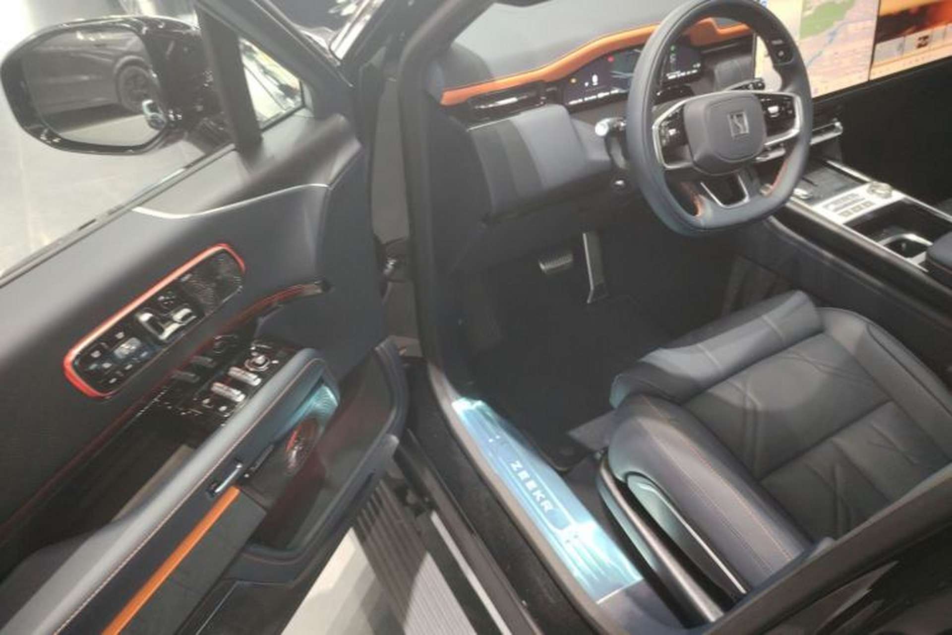 Used Zeekr 9X 2025 Moon Black Edition 70kWh Driver Seat