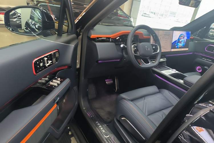 Used Zeekr 9X 2025 Moon Black Edition 70kWh Driver Seat