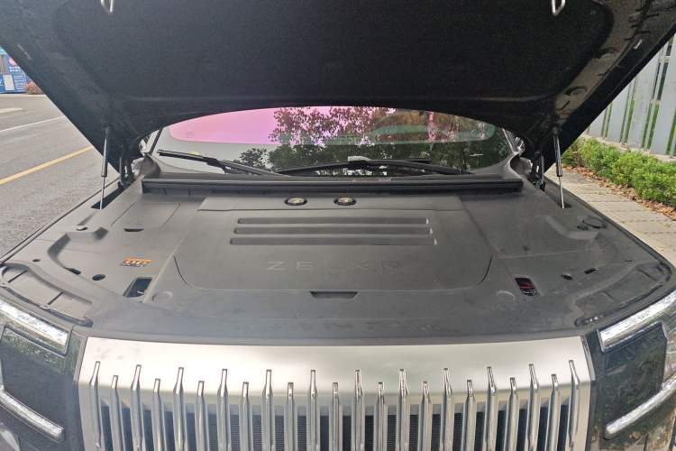 Used Zeekr 9X 2025 Max Edition Engine Bay
